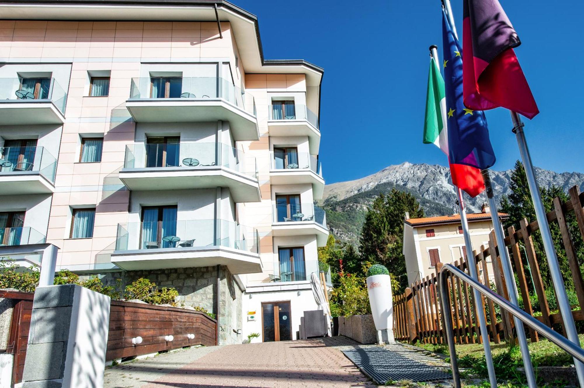 Hotel Au Soleil Saint-Vincent Eksteriør bilde